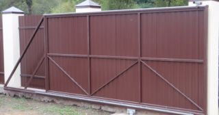 Купить откатные ворота из профнастила Егорьевск, цена от 1779 руб.