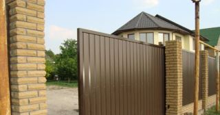 Купить откатные ворота из профнастила Егорьевск, цена от 1779 руб.